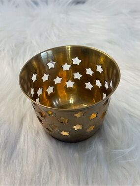 (134)Star Cutout Candle Holder - Gold Finish